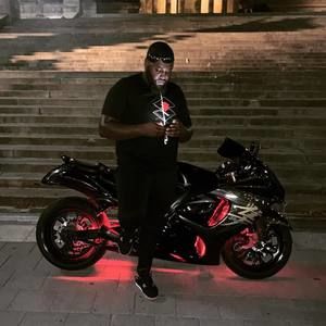 Meet your Posher, Lionel